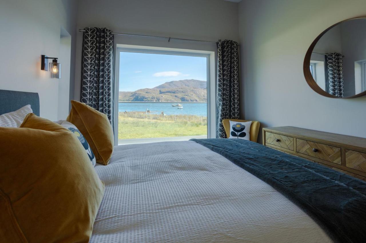 Birches With Hot Tub Holiday home Dundonnell